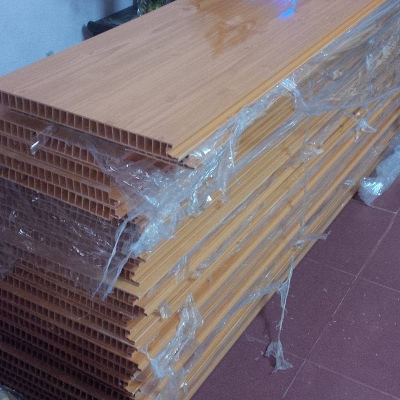 Tấm Ván Nhựa Lót Sàn PVC Chịu Lực - Vật liệu Tạ Phú