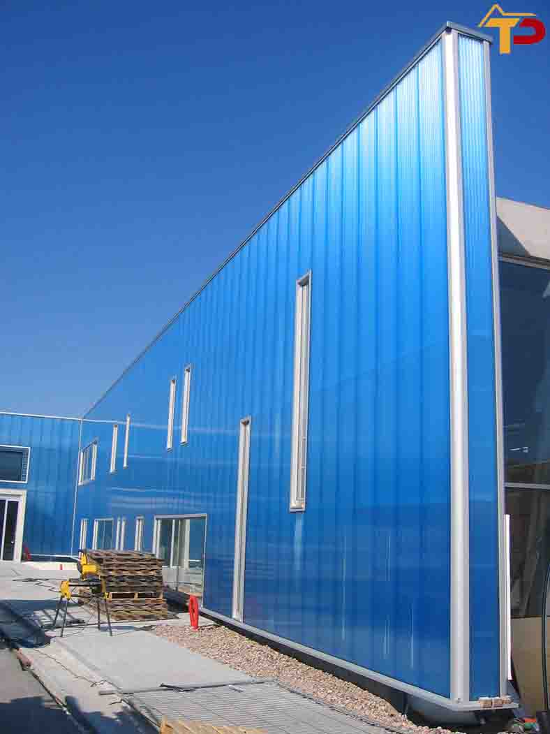 Báo giá tấm nhựa lấy sáng Polycarbonate